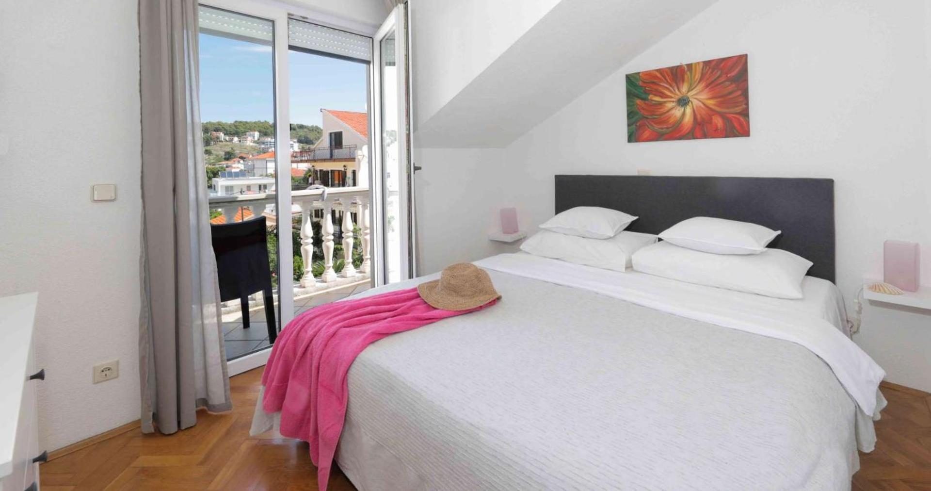 Apartments Lovric Trogir Exteriér fotografie